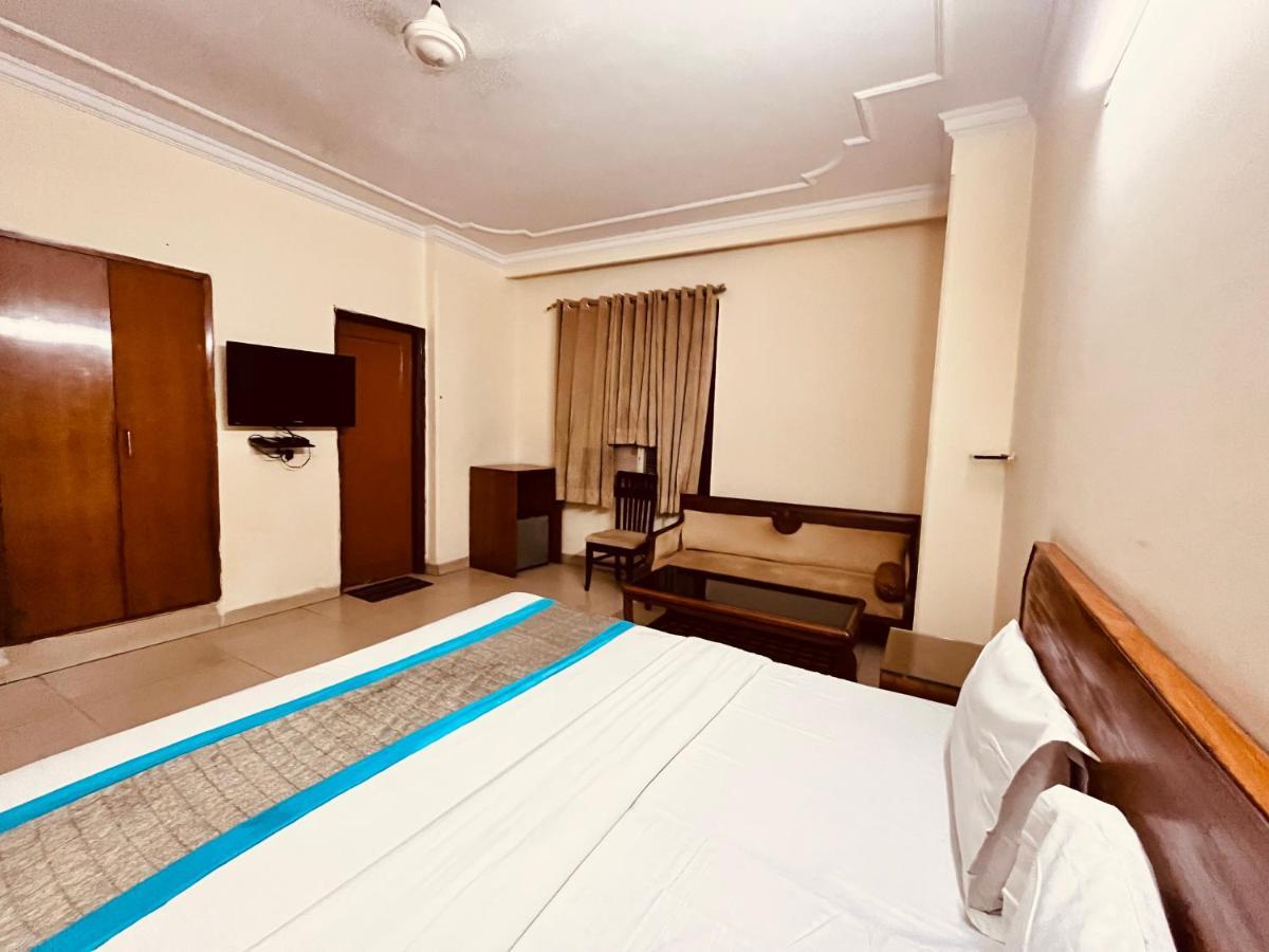 Ashoka Hotel Karol Bagh Delhi New Delhi Exterior photo