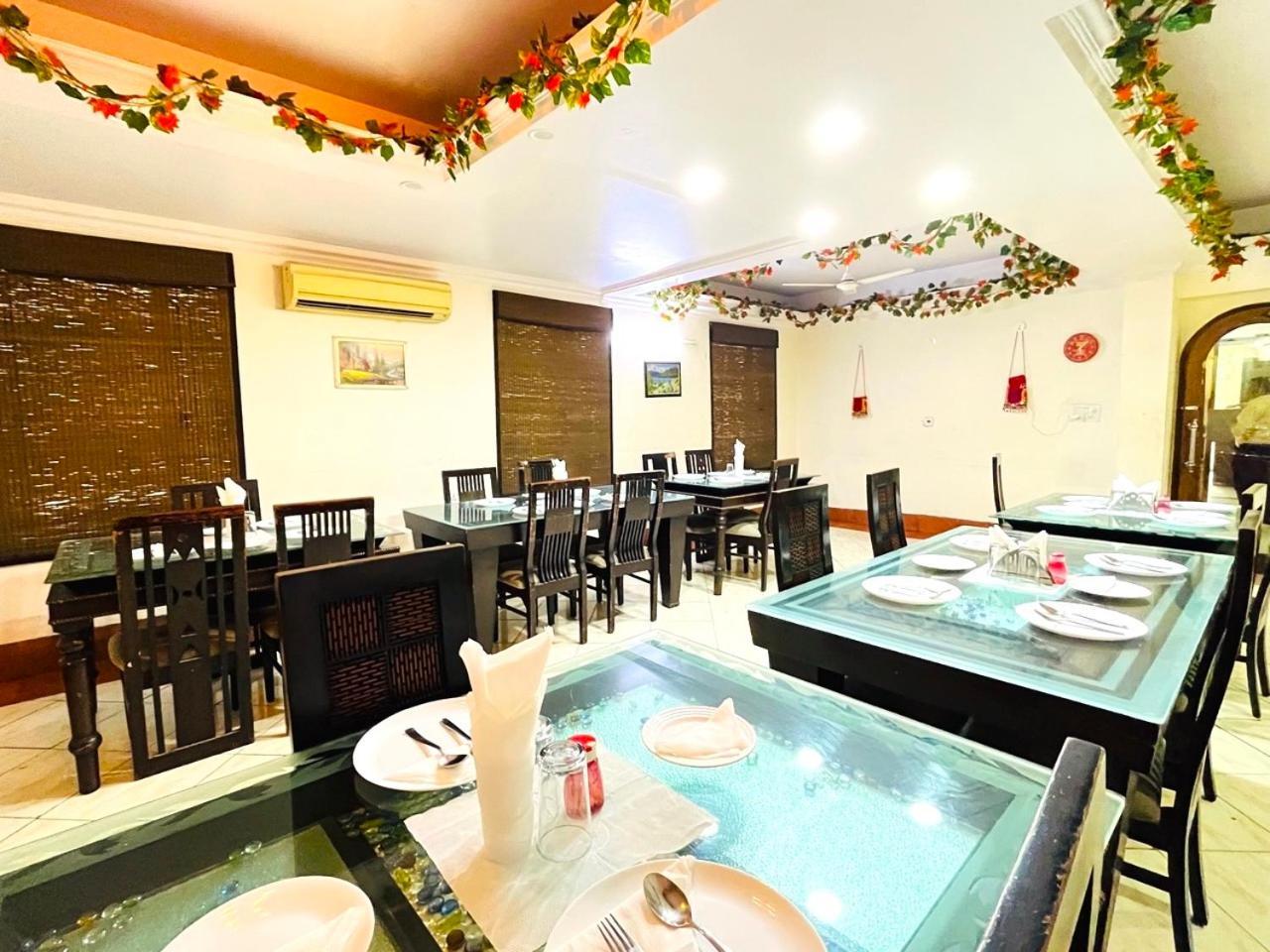 Ashoka Hotel Karol Bagh Delhi New Delhi Exterior photo