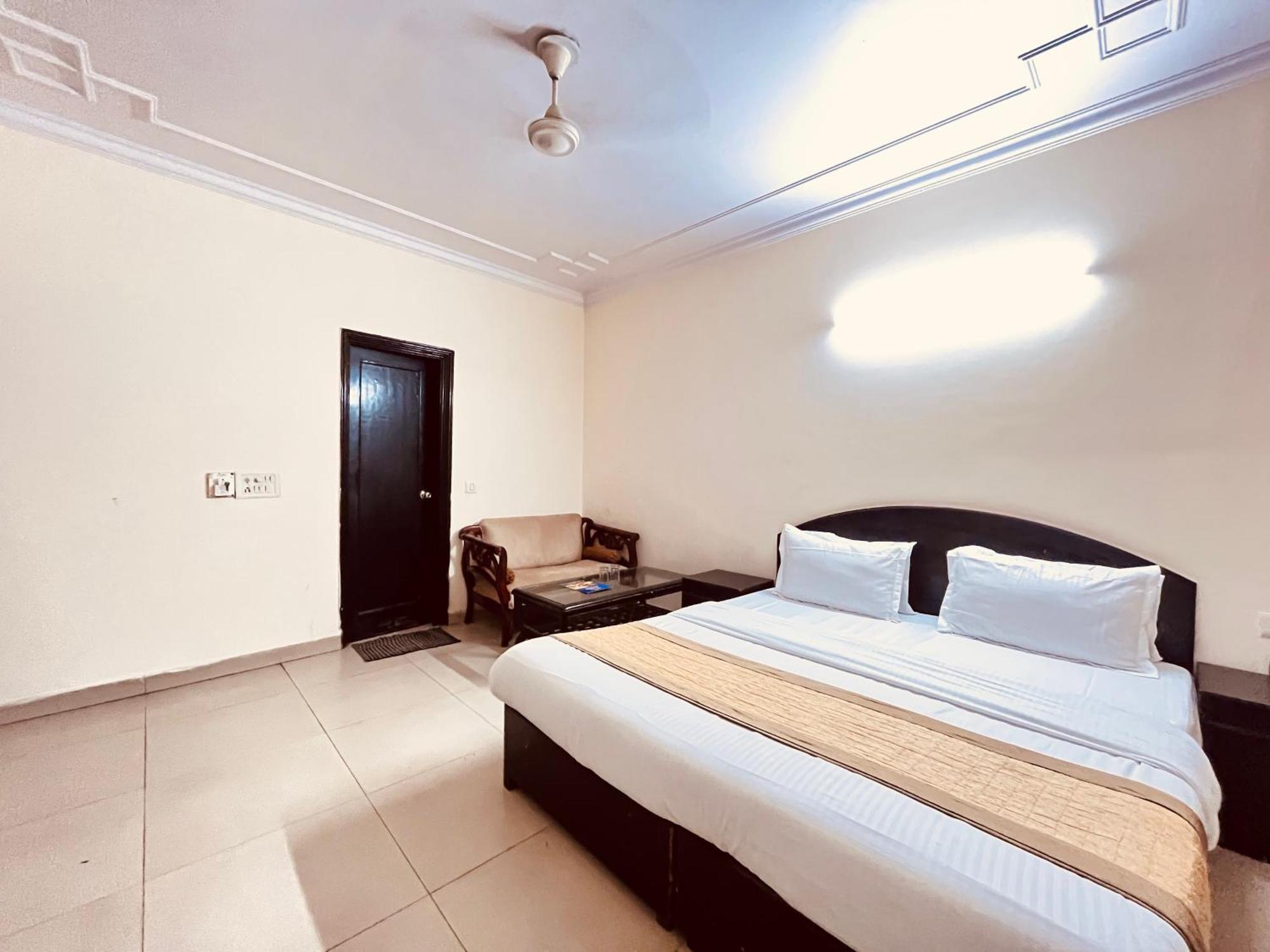 Ashoka Hotel Karol Bagh Delhi New Delhi Exterior photo